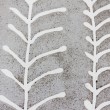 Tavolino in ferro e cemento - dettaglio del decoro